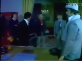 Askin kanunu 1979: 免費 petting 成人 夾 電影 6d