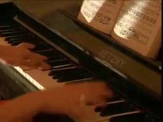 خمر adolescent ضرب بالعصا في ال بيانو, حر جنس 13