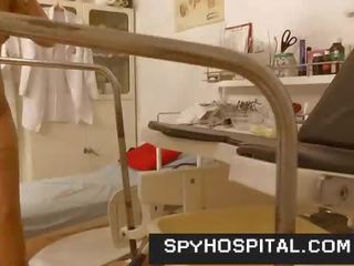 Hot sikil high tumit rumaja went to gynecologist hidden cam video