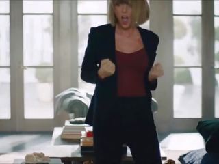 Taylor Swift Dancing: Celebrity adult clip show bc