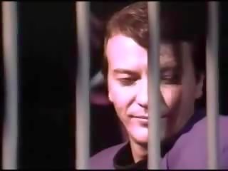 Caged enchantress 1994: gratis caged lassie seks film video 38