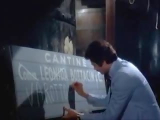 Чуттєвий медсестра 1975: знаменитість брудна кіно кліп d2